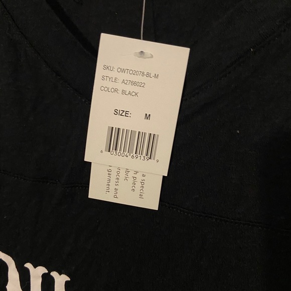 T shirt - Picture 2 of 2